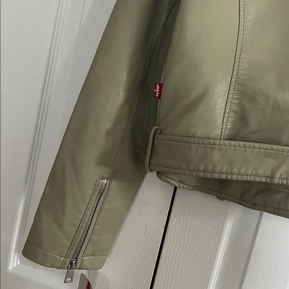 NWT Levi’s Faux Leather Belted Moto Jacket - Sage Green Size S - Picture 12 of 16